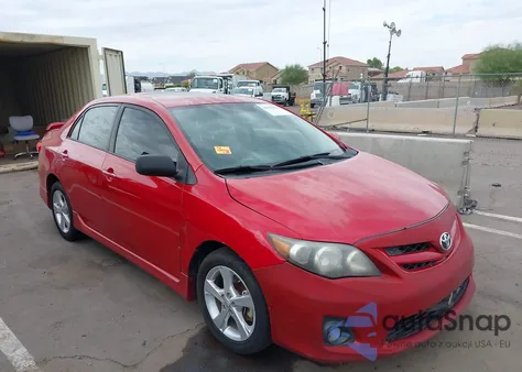 2012 Toyota Corolla S z USA, uszkodzony, nr VIN 2T1BU4EE8CC820927